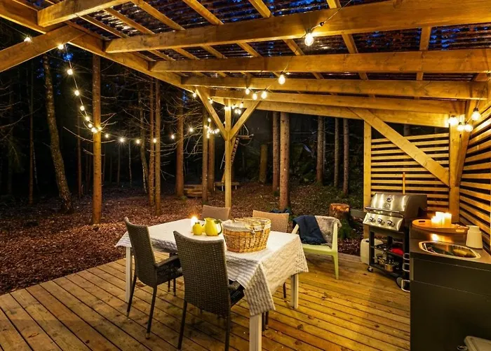 Lägenhet Hanging Treehouse *